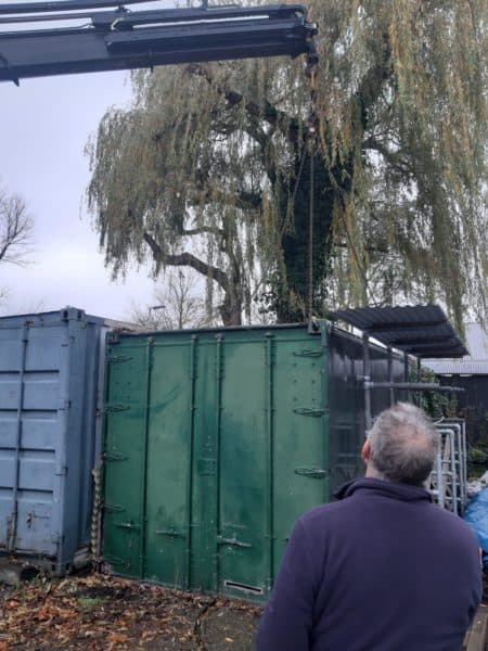 Deze afbeelding heeft een leeg alt-attribuut; de bestandsnaam is container5-450x600.jpeg